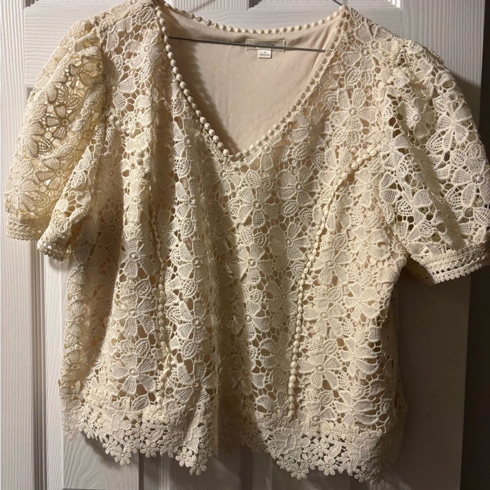Crochet Lace V-Neck Blouse in Cream